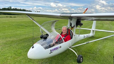 Legendární pilot Dan Griffith na letišti v Rohozci.